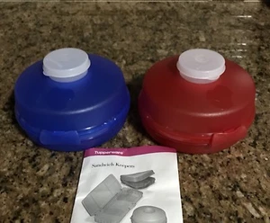 Tupperware runder Sandwichbehälter 2er Set mit Abrichtbecher oben - Blau & Rot Neu - Bild 1 von 10