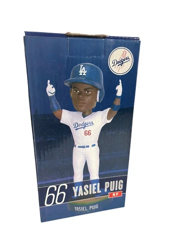 Dodgers 66 YASIEL PUIG RF Los Angeles Dodgers 2014 Bobblehead MLB Baseball Cover