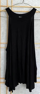 Kimchi Blue Urban Outfitters Boho Flowy Black Halter Top Blouse Size Med NWT - Picture 1 of 7