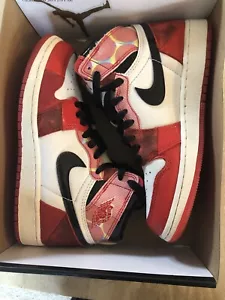 Taglia 3,5 - Jordan 1 retrò OG x Marvel alta capitolo successivo - Foto 1 di 8