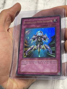 YUGIOH TRASPORTATORE MATERIA INTERDIMENSIONALE DCR-052 ULTRA LP VINTAGE YUGIOH! CARTOLINA - Foto 1 di 3