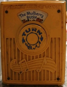 Vintage Fisher Price Taschenradio Spieluhr The Mulberry Bush 758 funktioniert 1970 - Bild 1 von 3