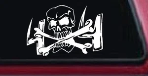 Calcomanía adhesiva de vinilo para ventana de auto o camión mordedura todo terreno calavera y huesos cruzados 4x4 - Imagen 1 de 33