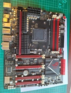 ASUS ROG Crosshair V formula Z with AMD FX 8350 CPU - Picture 1 of 9