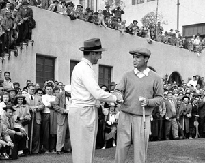 1950 Golf Legends BEN HOGAN and SAM SNEAD 8x10 Photo Shaking Hands Print Poster - Picture 1 of 1