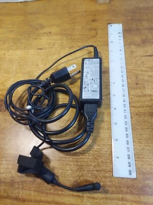 Adaptador de corriente alterna Samsung A12-040N1A 12V negro Foto 1 de 4