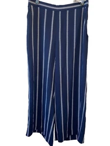 Charter Club M NWT Ocean Drift Blue Crop Pants Wide Leg Pull-on Striped 🧡 - Picture 1 of 8