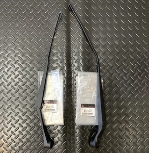 MITSUBISHI LANCER EVO 7/8/9 CT9A Genuine Wiper Arm Set for RHD OEM New - Picture 1 of 6