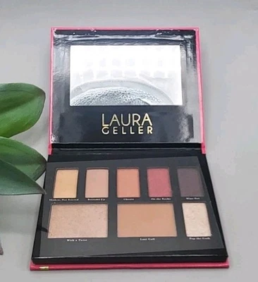 Paleta facial completa Laura Geller Cocktail Hour 0,12 oz nueva sin caja  Foto 1 de 4