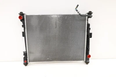 Jeep Grand Cherokee WK 2016-2022 3,6 L motor refrigerante radiador OEM 68244867AA Foto 1 de 4