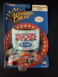 2002 NASCAR Winners Circle 30217 Jeff Gordon #24 Autographed Hood Series 1:64  - Picture 1 of 3