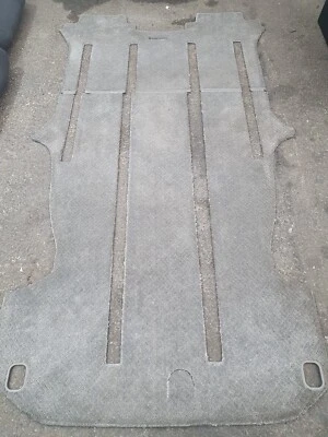 Genuine Toyota  Alphard 2002 -2008 Carpets-Grey  7 Seats  - Image 1 of 2