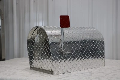 Heavy Duty Diamond Plate Aluminum Mailbox XL Size with Round Top - Image 1 of 4