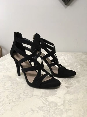 KELLY & KATIE Woman’s 4 In. Strapped High Heel Shoes Back Zip Size 6.5 M Black  - Image 1 of 4