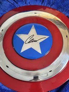 Chris Evans signiert Captain America Schild - Marvel Avengers - Bild 1 von 10