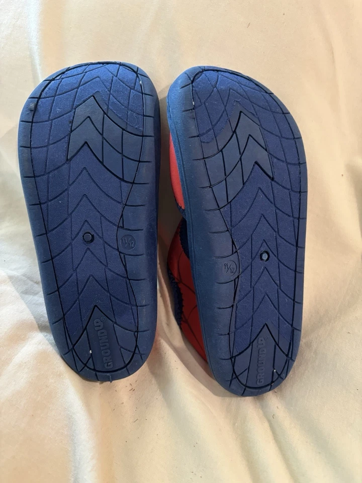 Sandália de banho Spiderman Water Shoes Disney 11 12 menino menina Marvel nova com etiquetas - Imagem 1 de 4