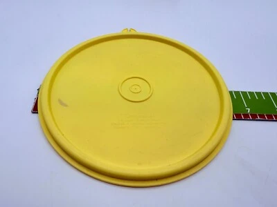 Tupperware 6" REPLACEMENT LID #227 for Containers 155 1405 264 234 1842 227G - Image 1 of 2