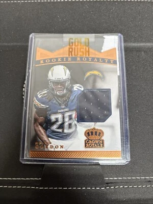 2015 PANINI CROWN ROYALE MELVIN GORDON RRM-MG ROOKIE ROYALTY JERSEY /199 - Image 1 of 2