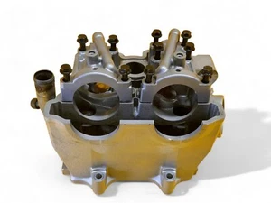 Yamaha YZ450F 2006 motor culata 2S2-11102-00-00 nuevo de Japón - Imagen 1 de 9
