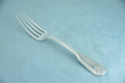 Garfo de jantar Tiffany & Co concha e linha prata esterlina 7-1/2" sem monograma - Imagem 1 de 4