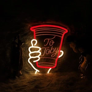 Rote Solo Tasse Toby Leuchtreklame West Texas Schild Rot Neonlicht Country Musik Sing... - Bild 1 von 6