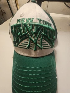New York Yankees 9forty Mütze grün weiß großes Design Druckknopflasche Jugend - Bild 1 von 5