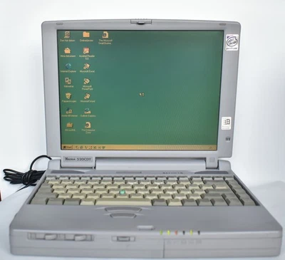 Vintage Toshiba Tecra 520CDT Laptop Notebook - Bild 1 von 4