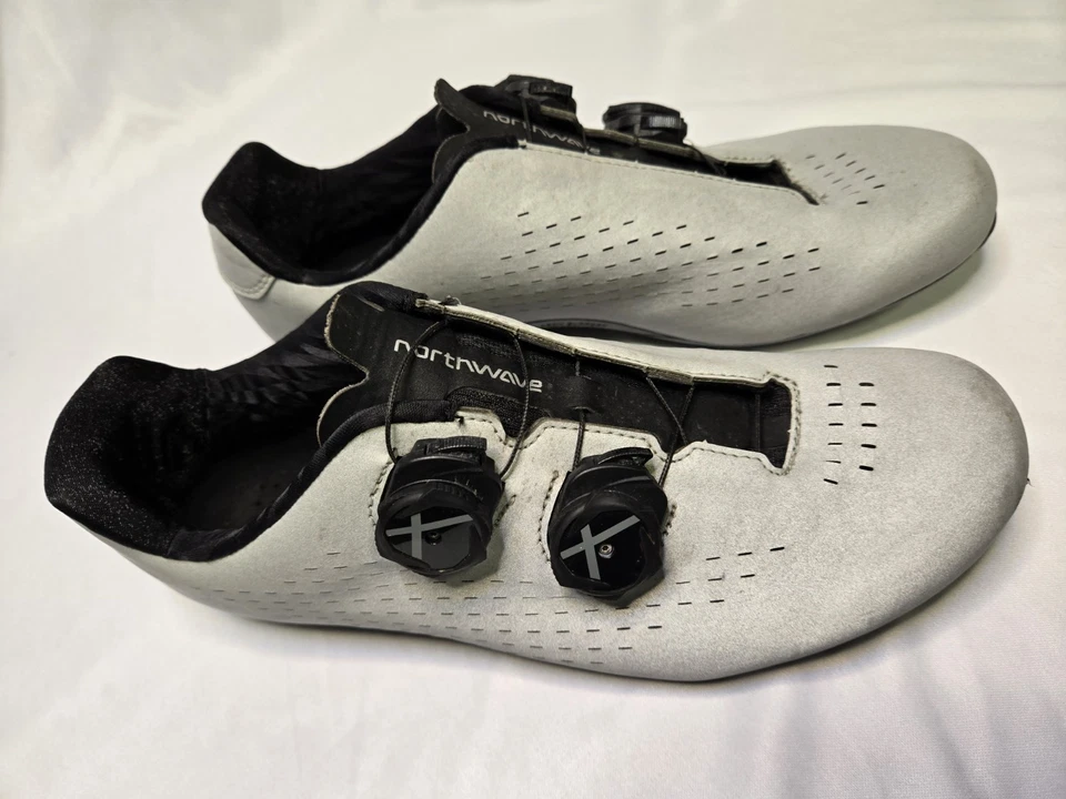 Zapatos de ciclismo de carretera Northwave Revolution 3 talla 41 para hombre 8,5 Foto 1 de 4