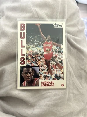 1992-1993 Topps Archives Michael Jordan #55 (Dead On Center) - Изображение 1 из 4