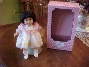 NEW EFFANABEE DOLL HONEYBUN 14" TALL 1994 (NIB) WITH HANG TAG - Picture 1 of 7