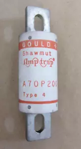 Fusible semiconductor Gould Shawmut A70P200, 200 amperios - Imagen 1 de 3