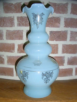  ANCIEN BEAU VASE OPALINE BLEU DÉCORS DORES DORURES NAPOLÉON III XIXe CRISTAL - Photo 1/4