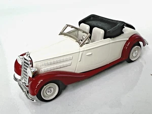 Vitesse 1/43rd Scale Mercedes-Benz 170 V Cabriolet - Picture 1 of 8