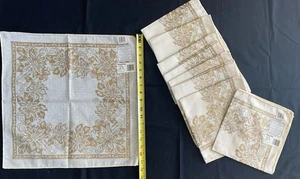 9er Set NEU Holiday Linen N Things Weihnachten Servietten Weihnachtsstern Creme Gold Neu mit Etikett - Bild 1 von 5