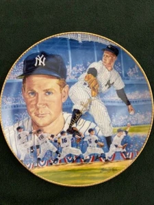 1990 GARTLAN WHITEY FORD PERSONALLY AUTOGRAPHED 10-1/4" PLATE - NEW YORK YANKEES - Picture 1 of 2