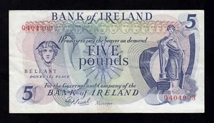 F.C. IRLANDA DEL NORTE NORTHERN IRELAND , 5 LIBRAS 1977 , MBC- ( VF ) , P.62b . - Imagen 1 de 2