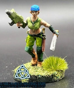 Painted Battle Jungle Girls Pinup brigade alternative miniature for Wargames - Picture 1 of 6