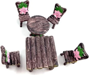 Accessori Giardino delle Fate Set Tavolo e Sedie Miniatura Micro Paesaggio Decorati - Foto 1 di 3