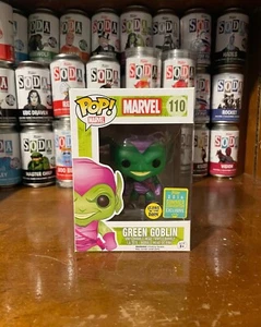 Funko Pop! Vinyl: Marvel - Green Goblin (w/ Glider) (Glitter) - San Diego Comic - Picture 1 of 8