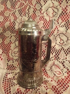 Avon Hunter Scene 1972 vidrio metálico ahumado 7,5” Stein con tapa abatible de metal, 10 OZ - Imagen 1 de 7