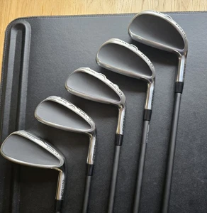 Cleveland Launcher XL Halo Iron Set 6-PW with Regular Graphite shafts - Picture 1 of 5