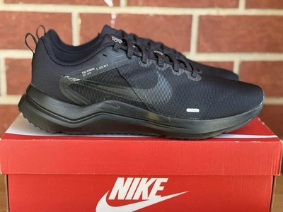 Nike Downshifter 12 Triple Negro Gris Talla 8.5 Mujer Nuevas Tenis Zapatos para Correr Foto 1 de 4