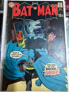 1969 DC Comics Batman #217 DC Comics Neal Adams Cover VG/FN In Protective Sleeve - Picture 1 of 10