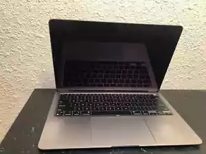 A2337 13" MacBook Air Chassis no Logic Board, LCD e Top Case Tastiera COSÌ COM'È Leggi - Foto 1 di 4