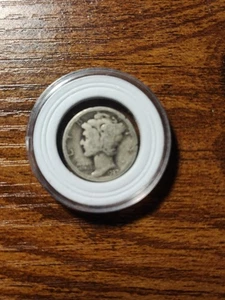1927-S 10C Mercury Dime - Picture 1 of 3