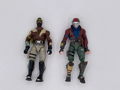 Fortnite Squad Bandolier & Rust Lord Action Figure 3.75" Cover