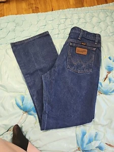 Wrangler Jeans Mens 32x30 Cowboy Cut Cotton Dark Wash - Picture 1 of 5