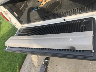 88-94 Chevy GMC cabina trasera panel de ajuste central banda asiento trasero gris c/k 3500 camioneta Foto 1 de 4