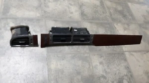 08 Chevy Tahoe woodgrain dash trim vent - Picture 1 of 5
