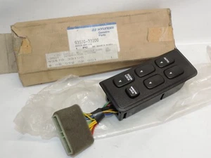 HYUNDAI Sonata (88-93) - Interrupteur lève-vitre électrique 93570-33100 (switch) - Picture 1 of 3